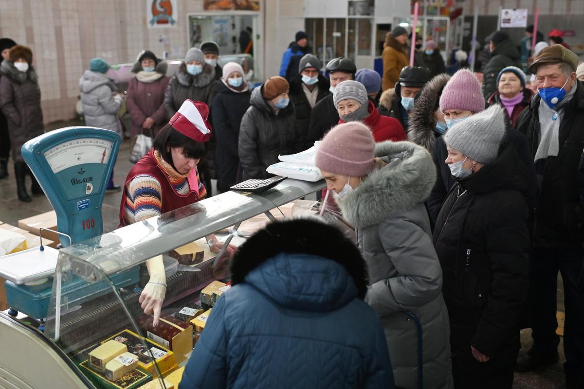 Russian People Face Drastically Inflated Food Prices