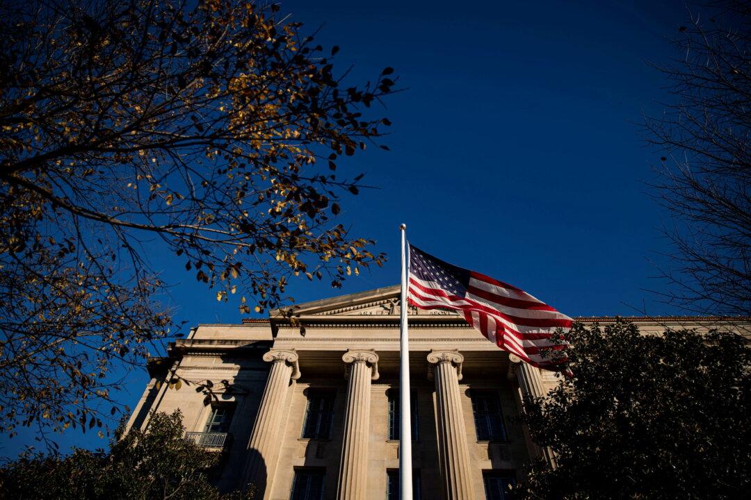 Former CEO of Frank Charged With Fraud Over $175 Million Deal With JPMorgan