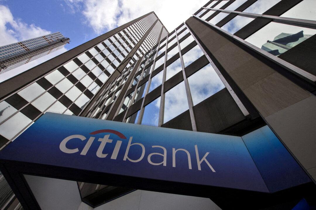Citigroup Profit Sinks 46 Percent on Loan Loss Provisions, Dealmaking Slump