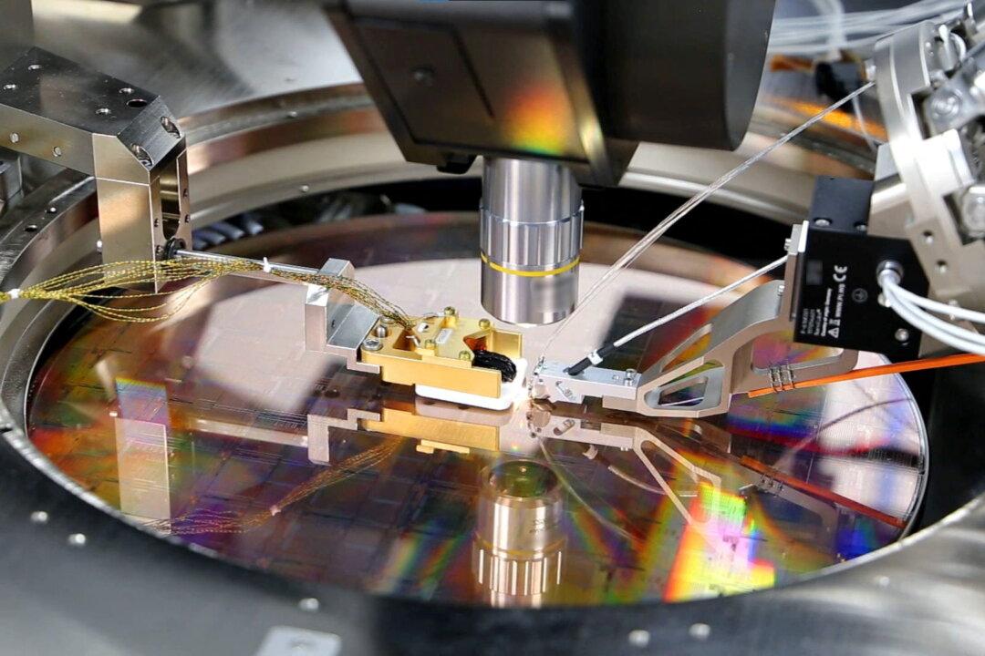 US, Partners Issue New Tech Restrictions That Would Block China Access