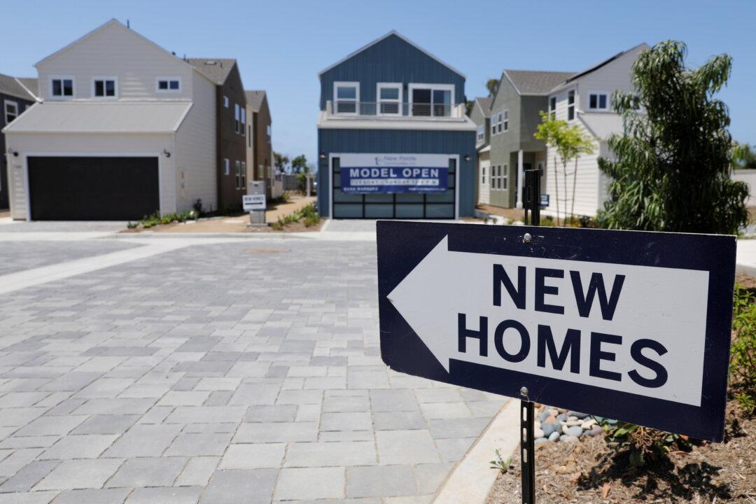 Homebuilder Leaves California for Texas as ‘Blue’ State Business Exodus Continues