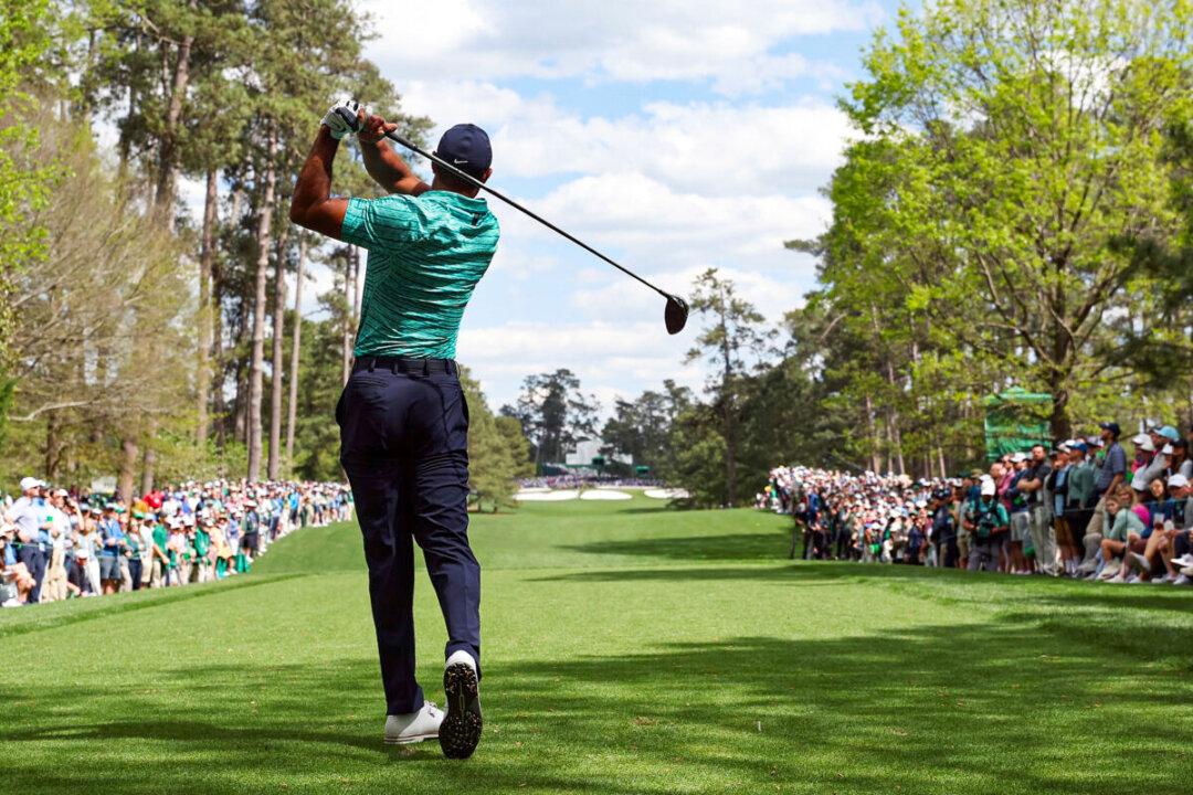 Tiger Woods Makes Cut at Masters as No. 1 Scheffler Takes Lead; Korda Surgery Successful