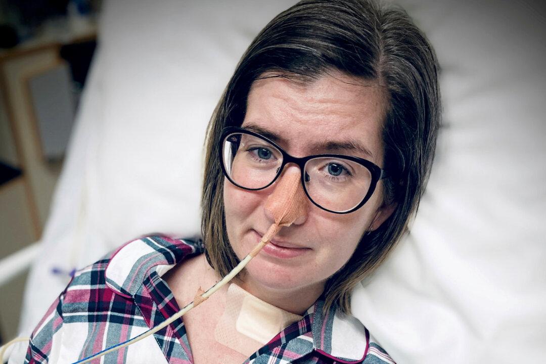 Woman Baffles Doctors After She Wakes Up From Being ‘Locked In’ Her Body Following a Brain Bleed