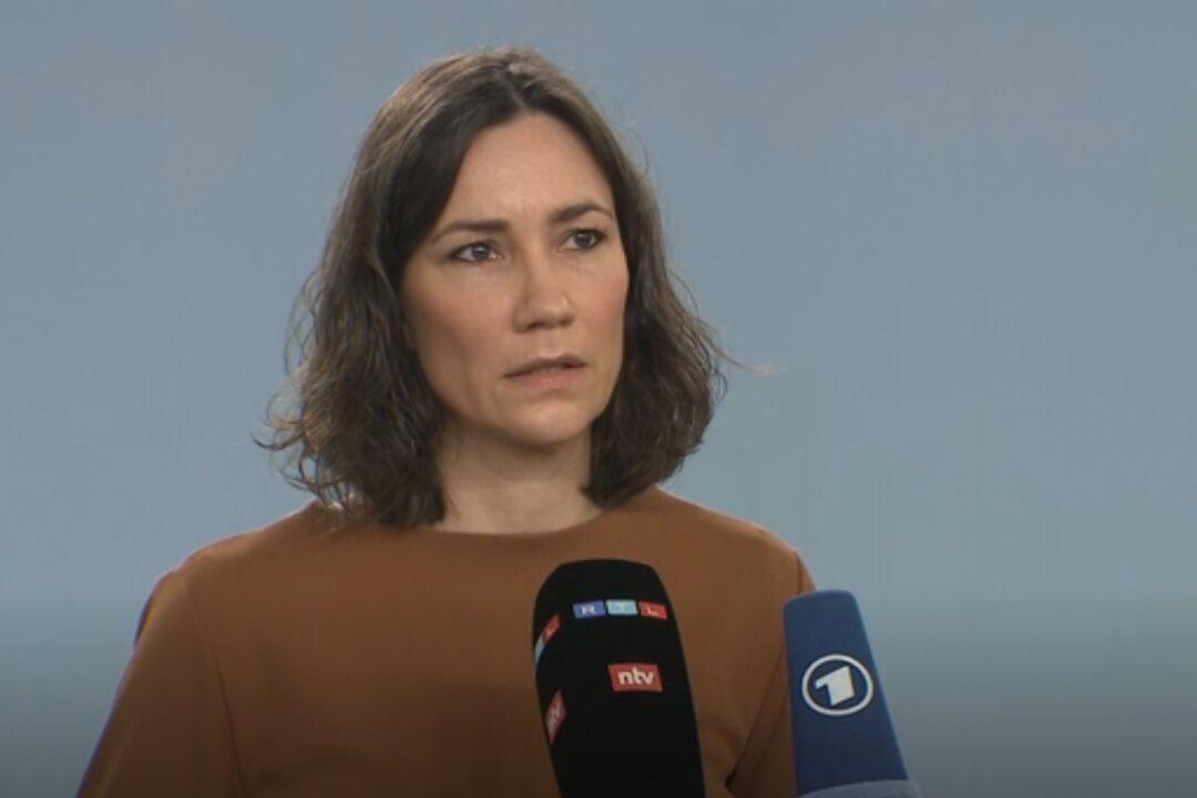 German Minister Resigns Over Vacation After Floods