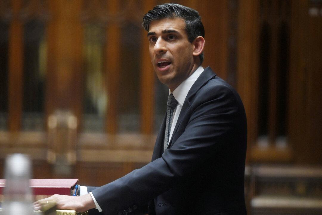 UK’s Sunak to Be Investigated by Ministerial Interests Adviser Following Self-Referral