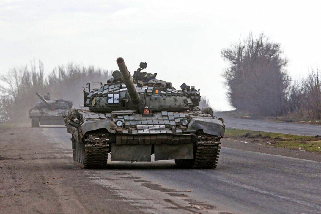 Russia–Ukraine War (April 19): Russia Pours in More Troops and Presses Attack in the East