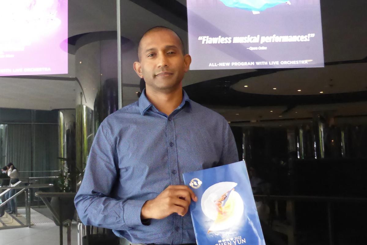 Shen Yun’s Dancers Delivered a ‘Spark of Light,’ Says Online Blogger