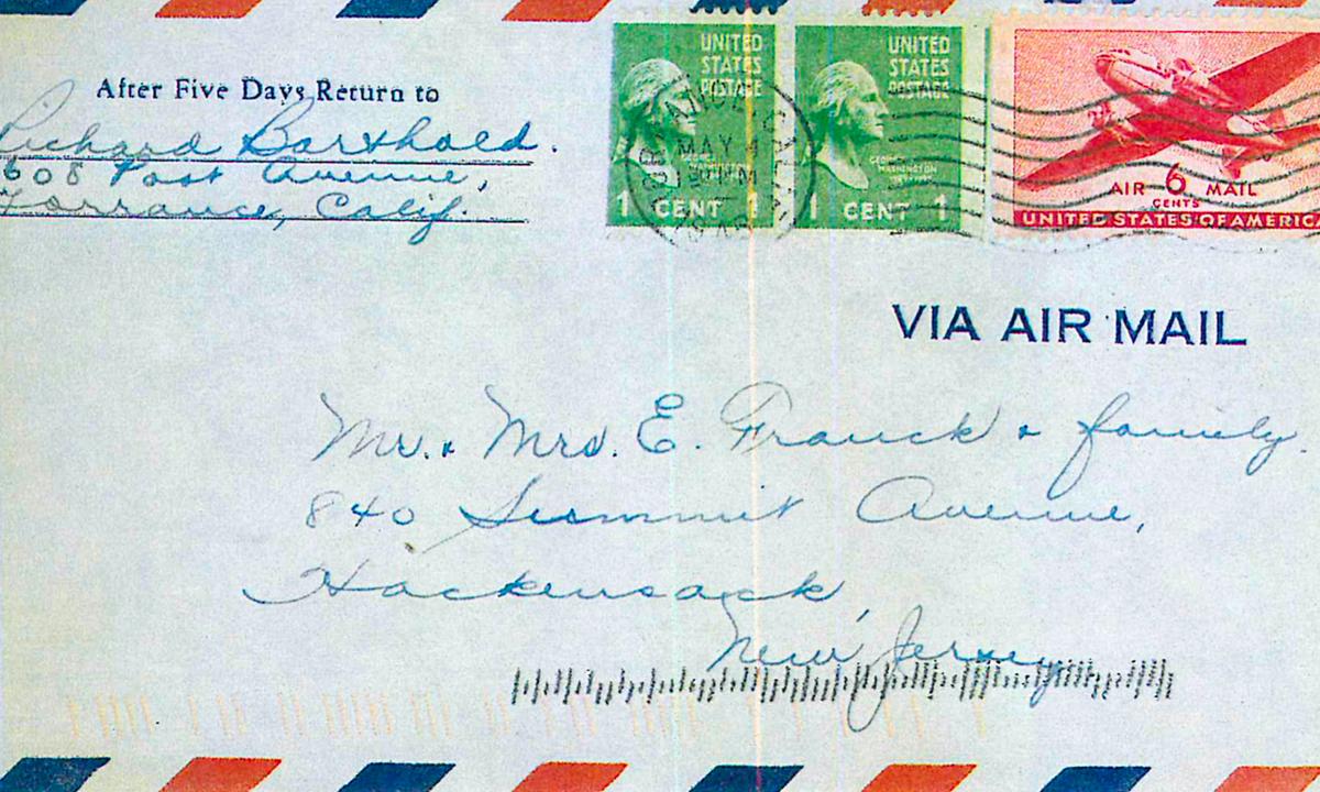 Man Finds Letters Dated 1946 Sent to His Mailbox, Reunites Them With Sender’s Family