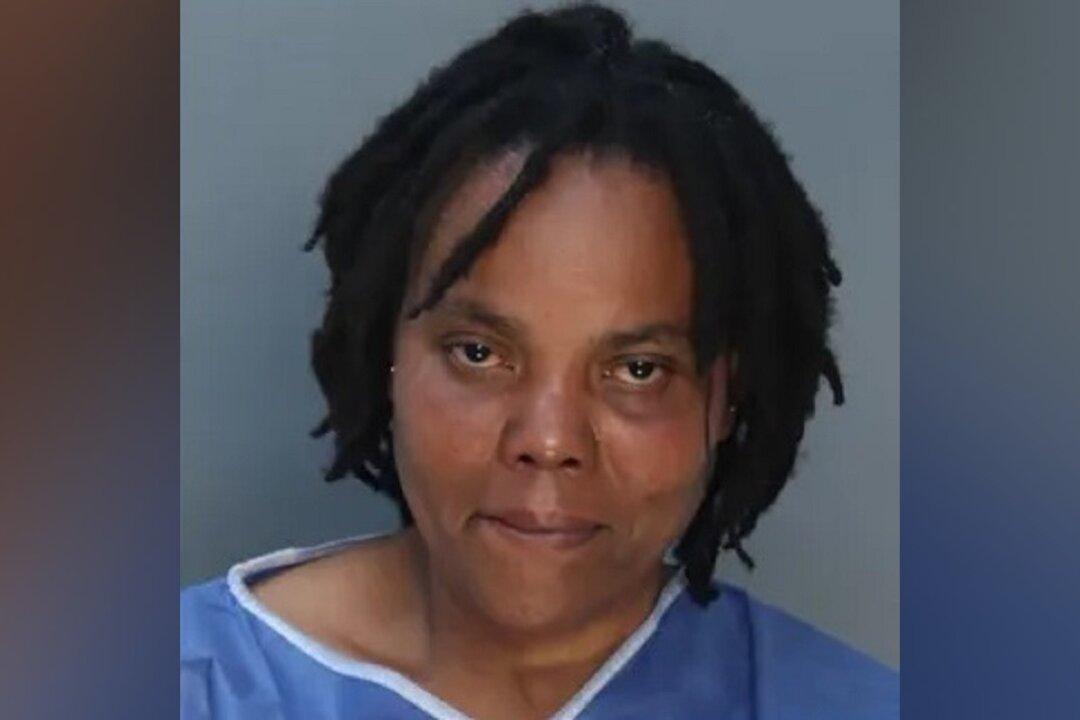 Police Find 2 Dead Kids in Miami Apartment, Mother Arrested