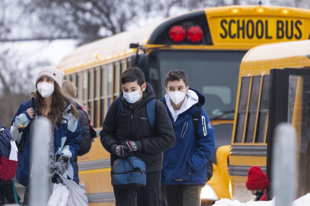 Pandemic Lockdowns Were Harmful to Canadian Childrens’ Mental Health, Experts Testify