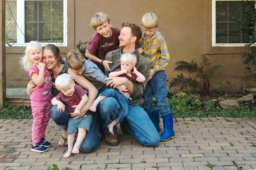 On This Rustic Alabama Family Farm, Simple Living is the Secret to Happiness