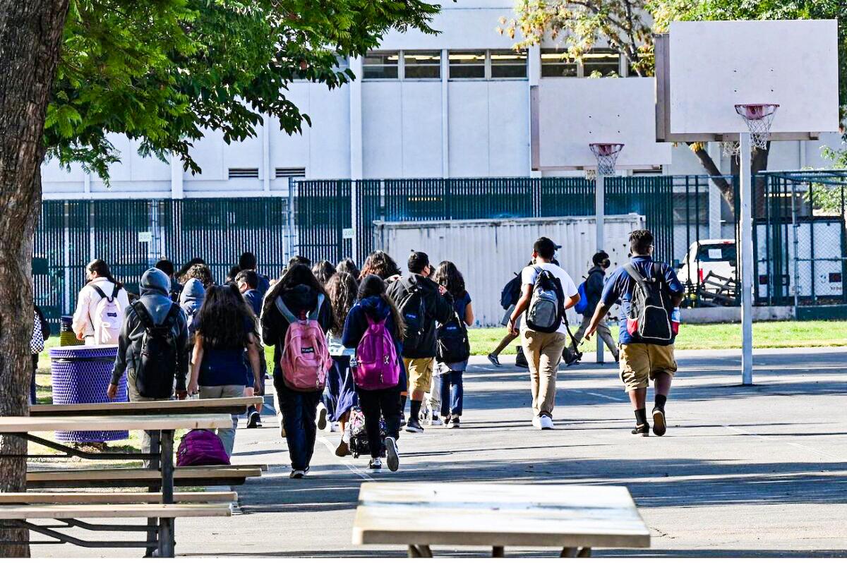 LA Unified Enrollment to Drop 30 Percent by 2031