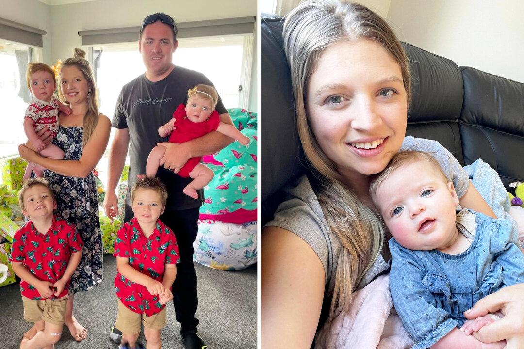 Mom of 2 Sets of Twins Reveals How She Cares for Her Kids Who Are All Under the Age of 5