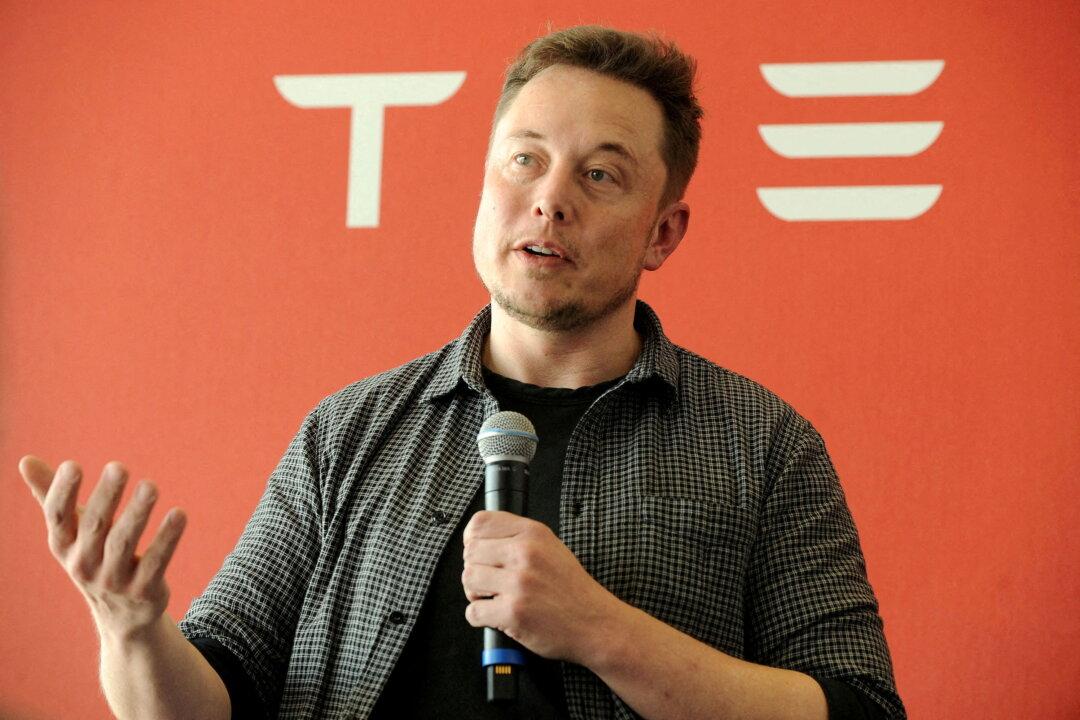 Judge Rules Musk’s Tweets Over Taking Tesla Private Were False, Investors Say