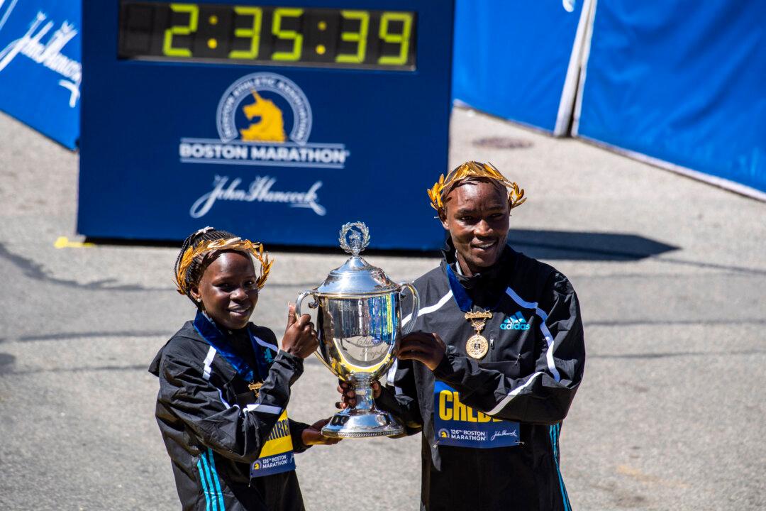 Kenya’s Jepchirchir and Chebet Win Boston Marathon