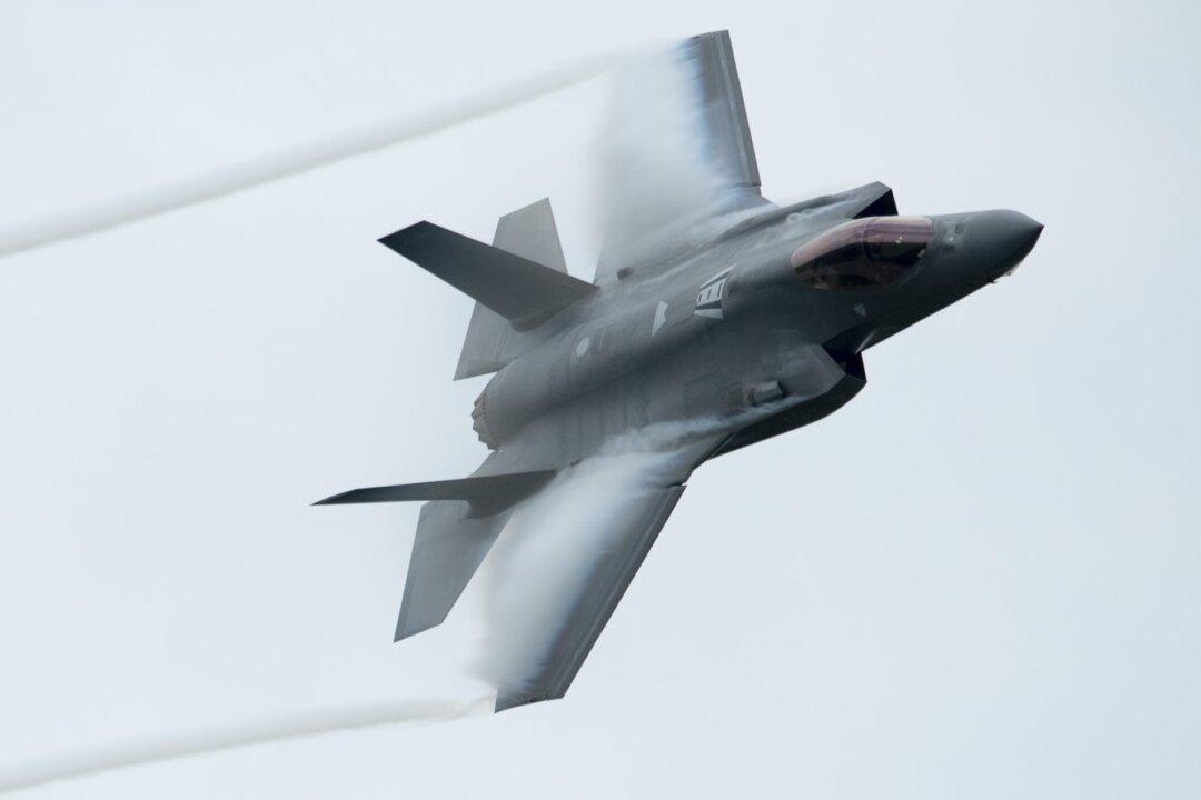 Canada Avoided F-35 Teething Problems, Should Buy Stealth Fighter Now: Test Pilot