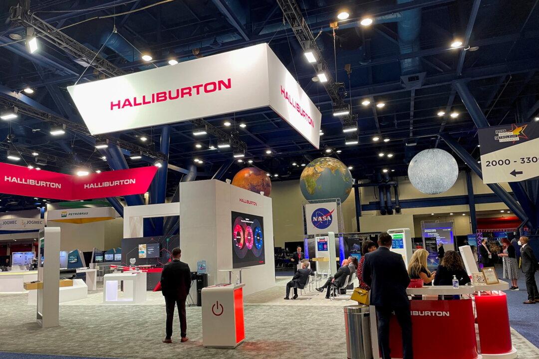 Halliburton’s Profit Jumps, Outlook Improves as Drilling Activity Increases