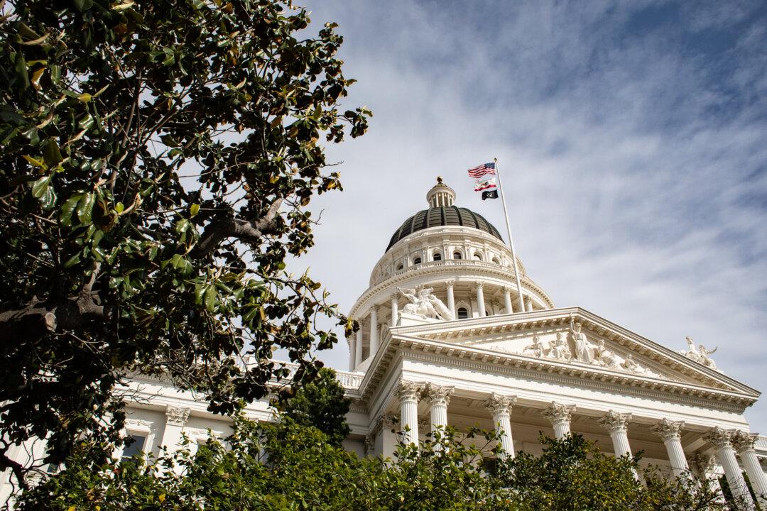 California Lawmakers Doubling Down on Expanding Abortion Access, Welcoming Out-of-State Residents