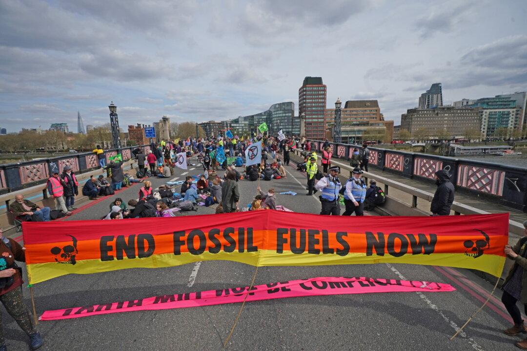 Environmental Activists Sue Government Over Changes To Climate Change Strategy