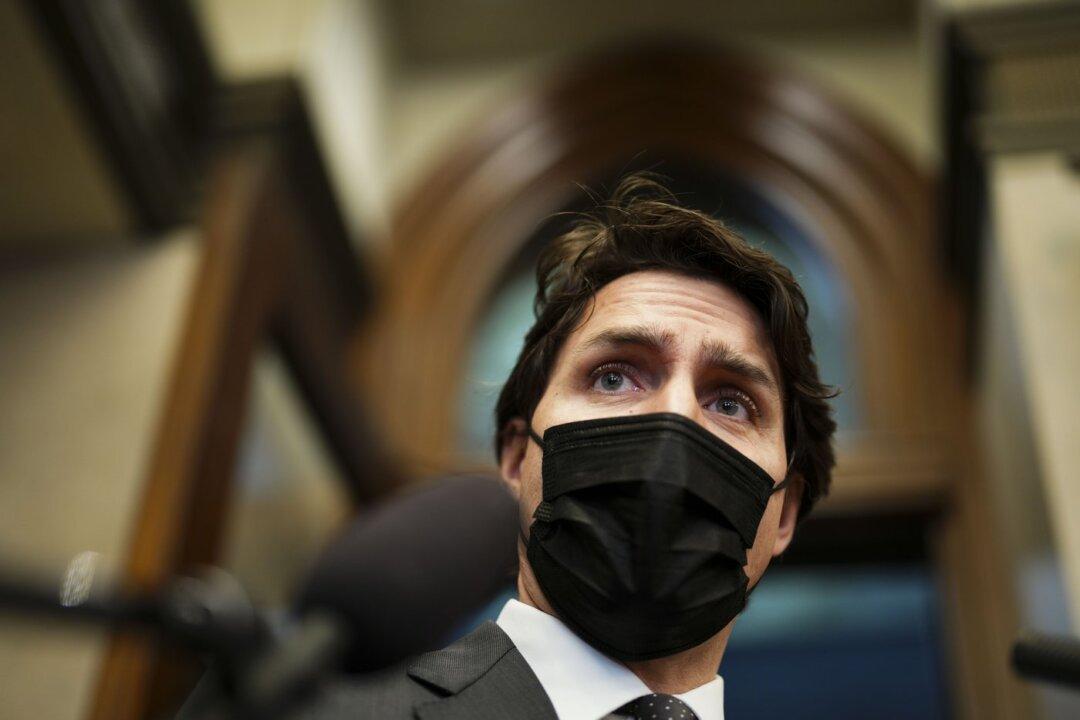 Trudeau Says Heavy Artillery Coming for Ukraine, but Stays Mum on Details