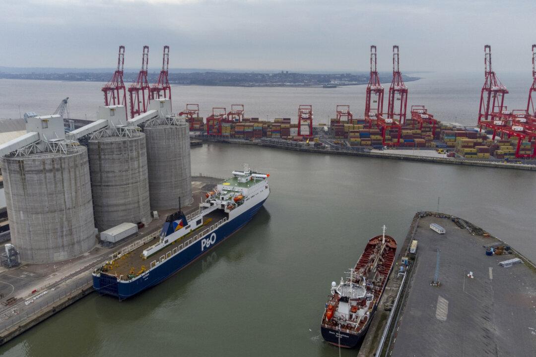 2 More P&O Ferries Cleared to Sail Following Mass Sacking of Crews