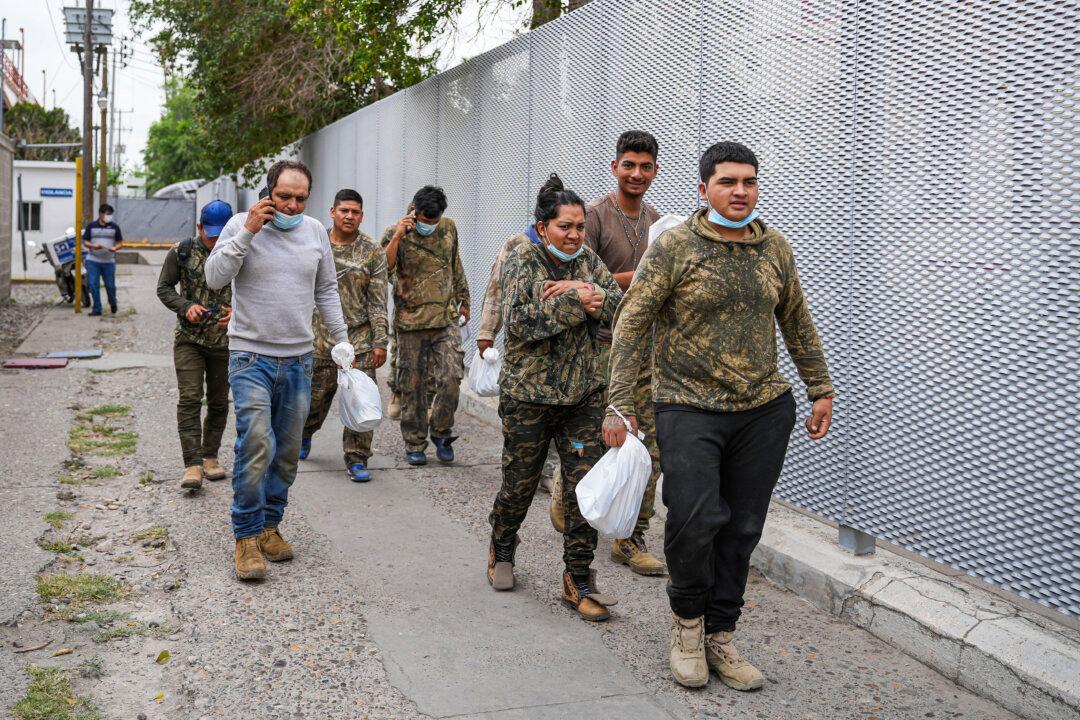 Biden Admin to Appeal Ruling Striking Down Title 42 Border Policy