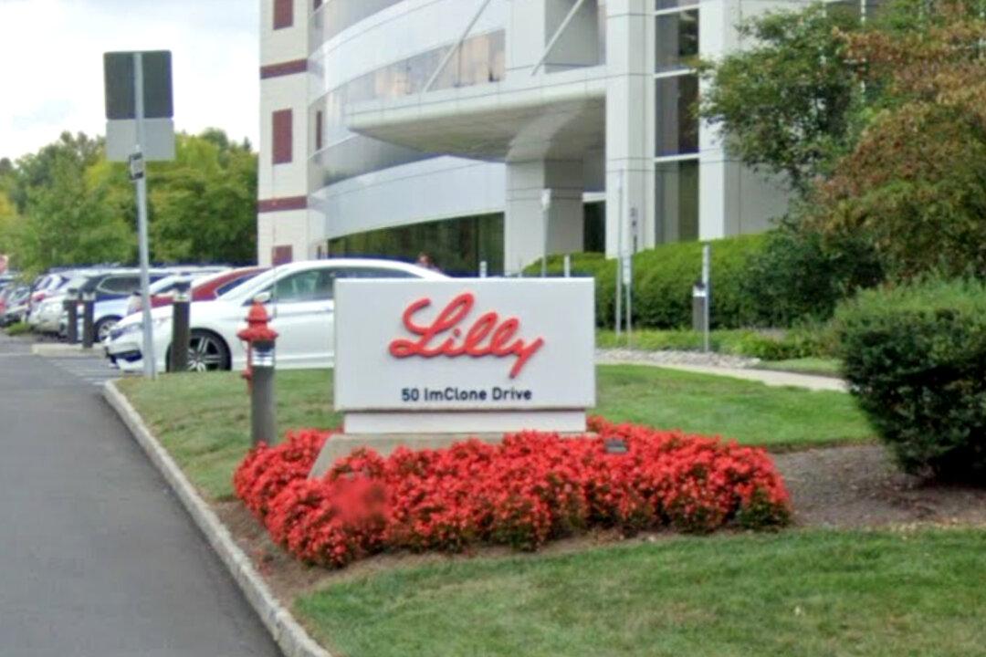 A Pharma Giant Imposed ‘Follow the Mandate’ on Vaccine Objectors. They Are Now Ex-Workers.