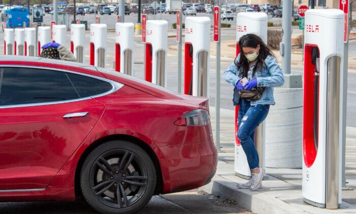 Meeting Increased Power Demand of Fully Electric Fleet by 2035 Not ‘Realistic,’ Report Finds