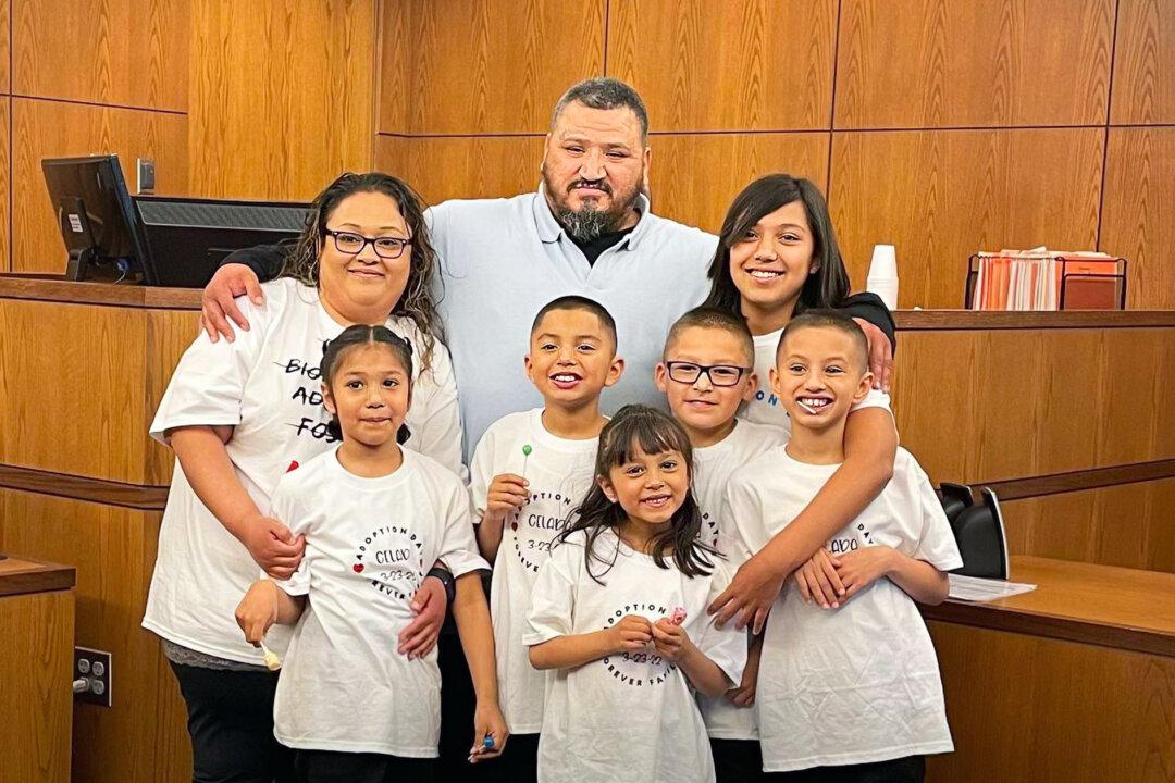 ‘They’re Able to Stay Together’: Couple Adopt 6 Siblings Who Were in Foster System Due to Neglectful Parents