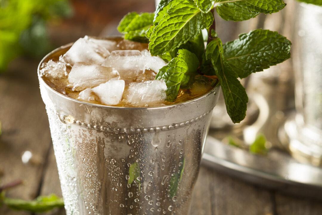 Anatomy of a Classic Cocktail: The Mint Julep
