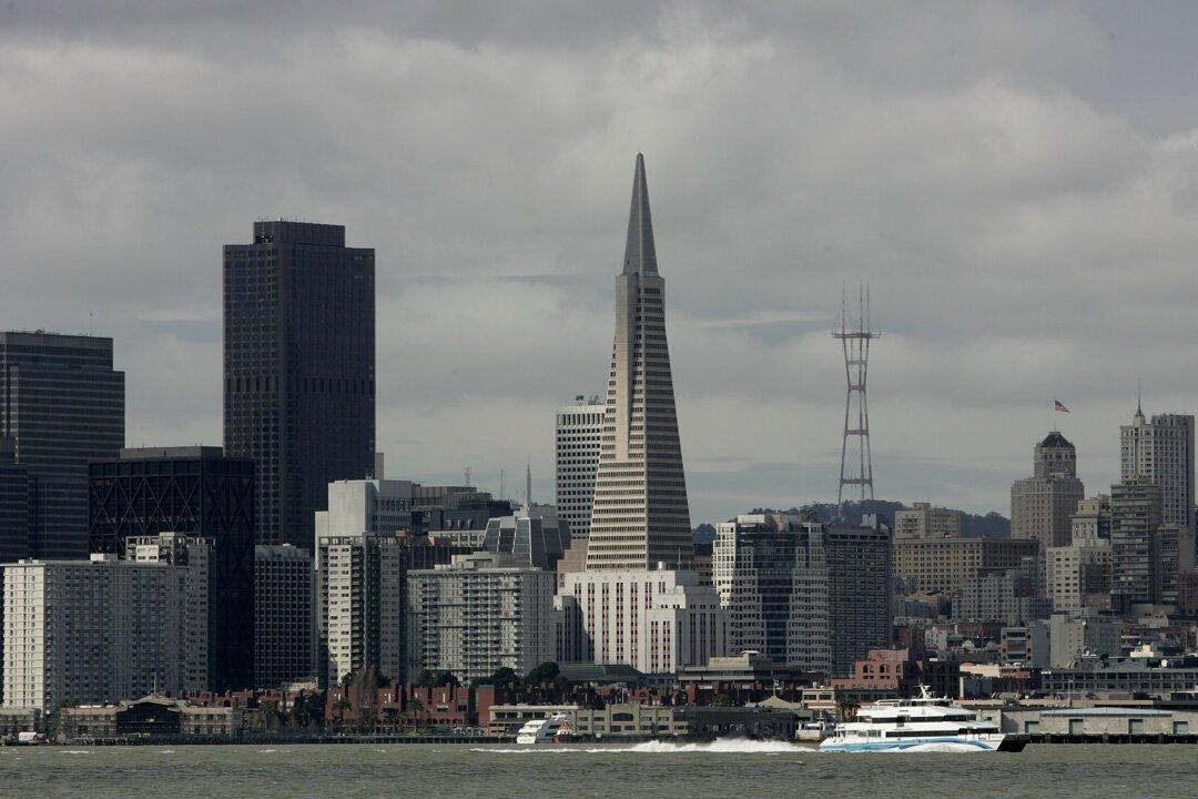 ‘Pro-Life Spiderman’ Scales San Francisco Skyscraper in Abortion Protest