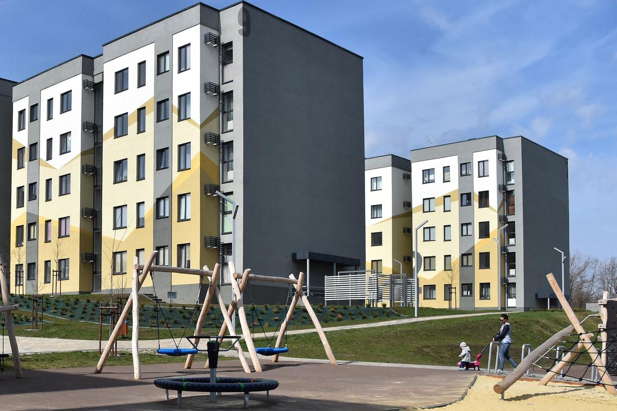 Russia–Ukraine War (April 26): Blasts Heard in Russia’s Belgorod, Nearby Ammunition Depot on Fire: Governor