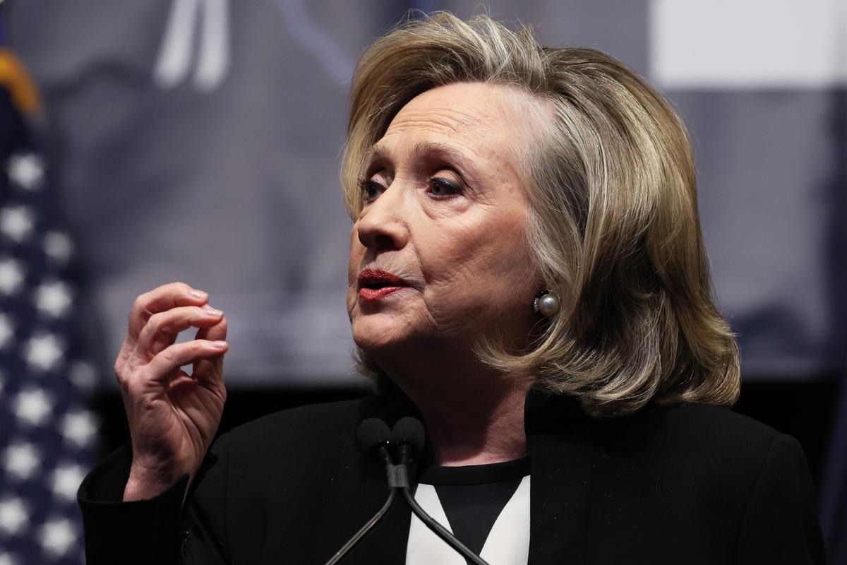 Clinton Campaign, DNC Misreported Opposition Research as Legal Services: FEC