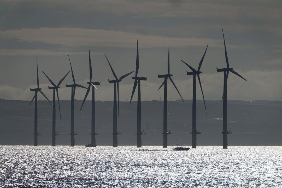 Subsidy Cap Threatens Offshore Wind Industry, Report Says