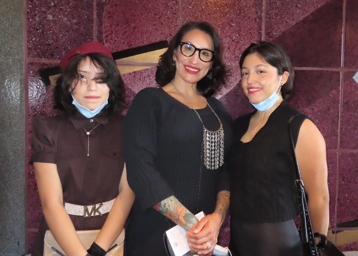 California Audiences Find Compassion and Healing in Shen Yun