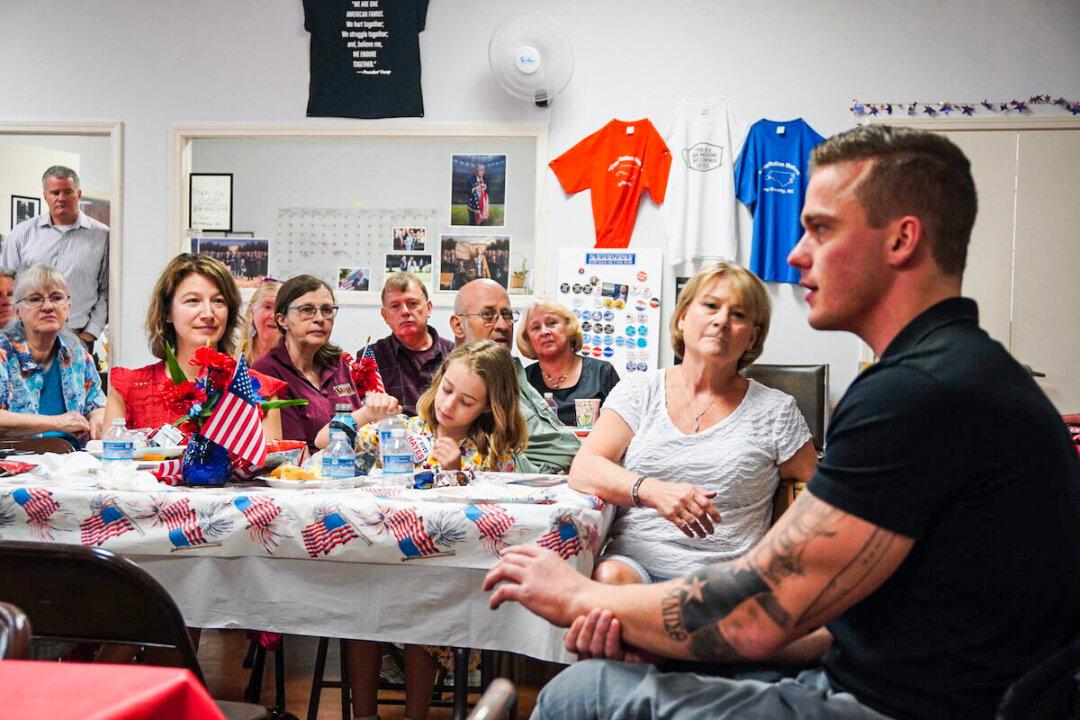 Sexualized Curriculum, ‘Unconstitutional’ Redistricting Are Hot Topics at North Carolina GOP Meet and Greet