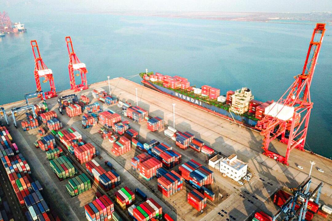 China’s Lockdowns of Tens of Millions Inflict More Pain on Global Supply Chains