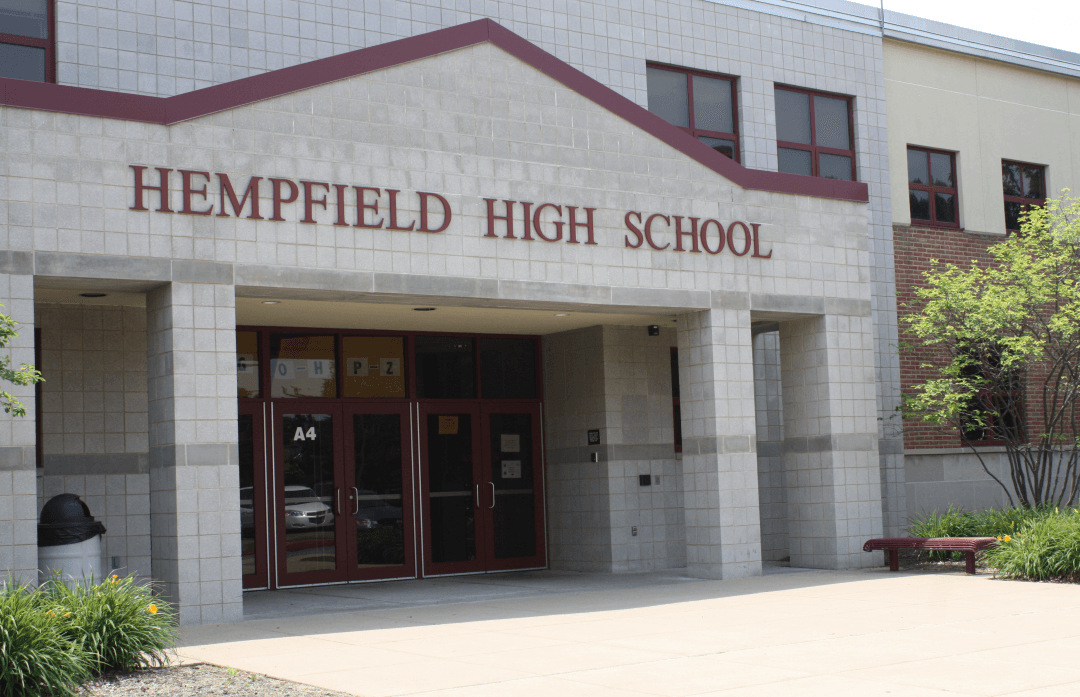 Pennsylvania Parents: Drag Queens in Thongs Too Cheeky for School Children