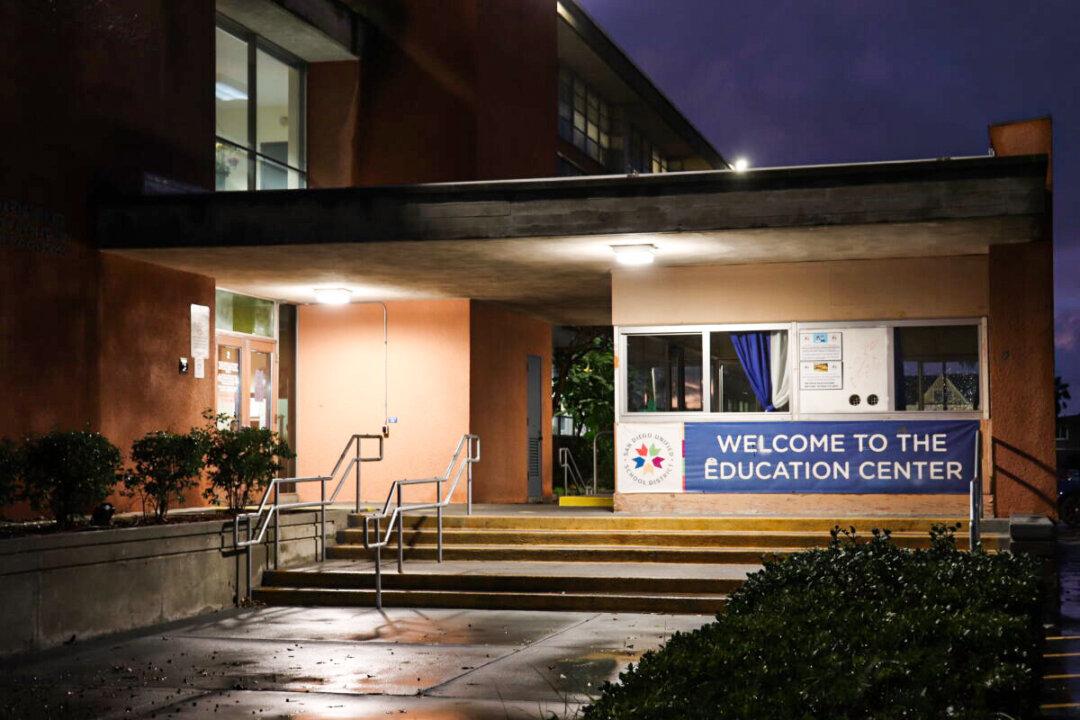 School Districts Can’t Require COVID-19 Vaccine Mandates: California Supreme Court