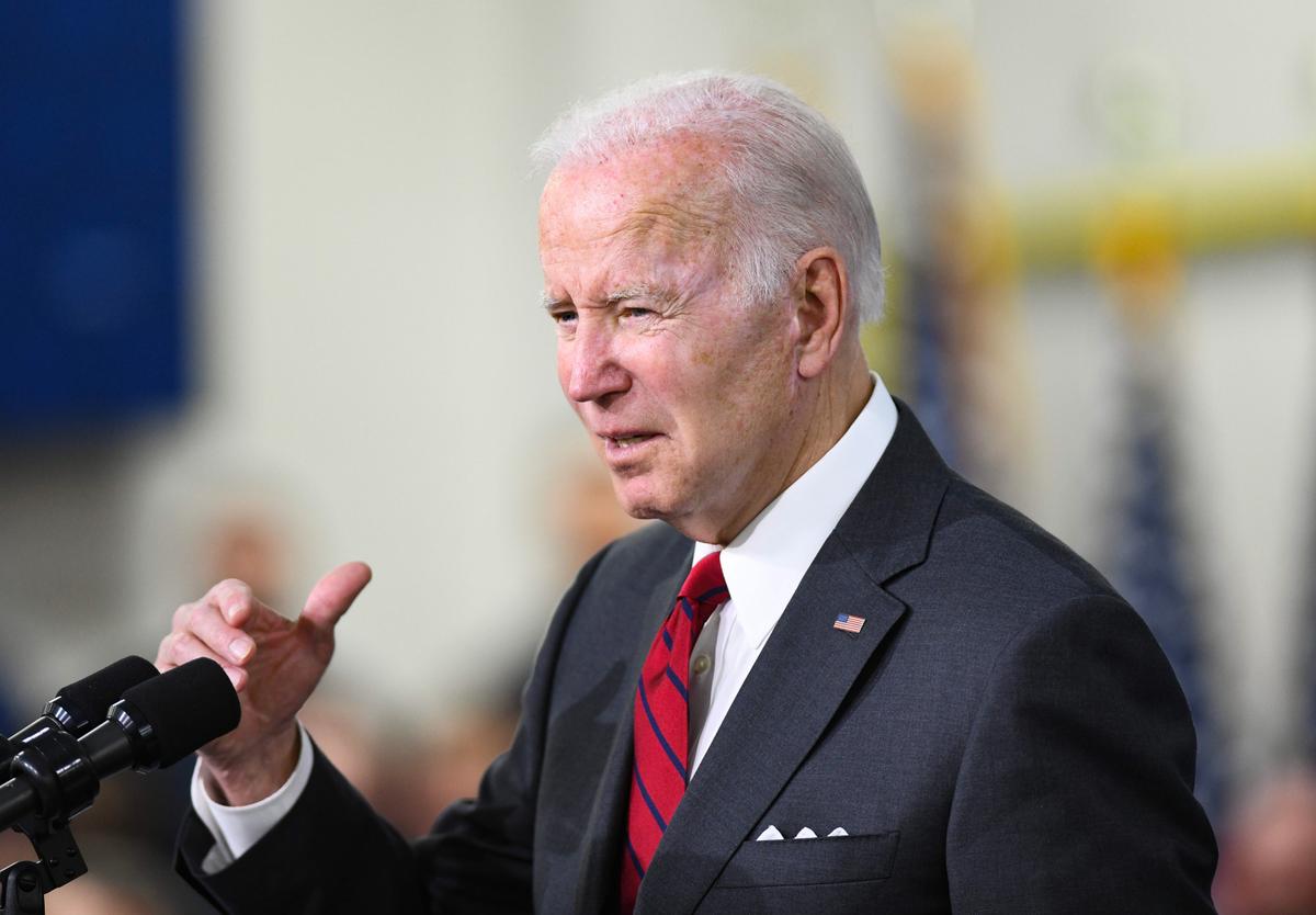Biden Renews Pledge to Combat Inflation, Attacks Republican Plan