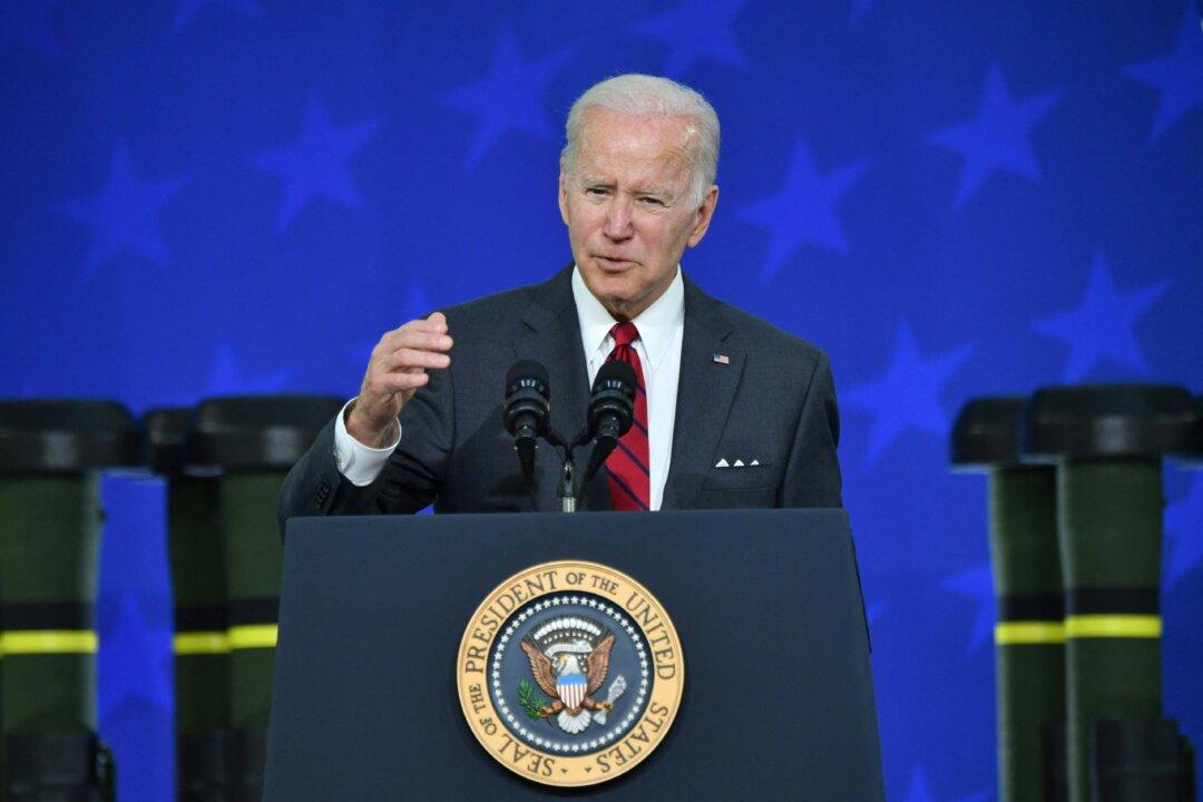 US, G-7 Partners Impose New Sanctions on Moscow Ahead of Russia’s Victory Day