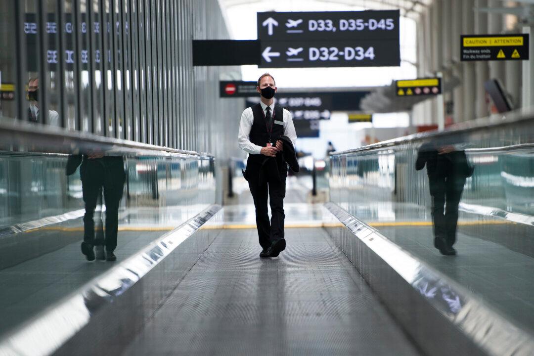 Greater Toronto Airports Authority ‘Urgently’ Calls on Feds to Help With Congestion