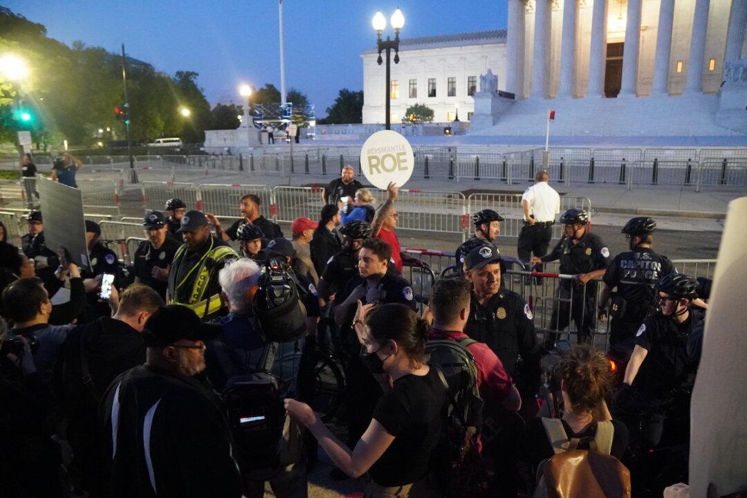 Washington Boosts Police Presence Ahead of Supreme Court Decisions