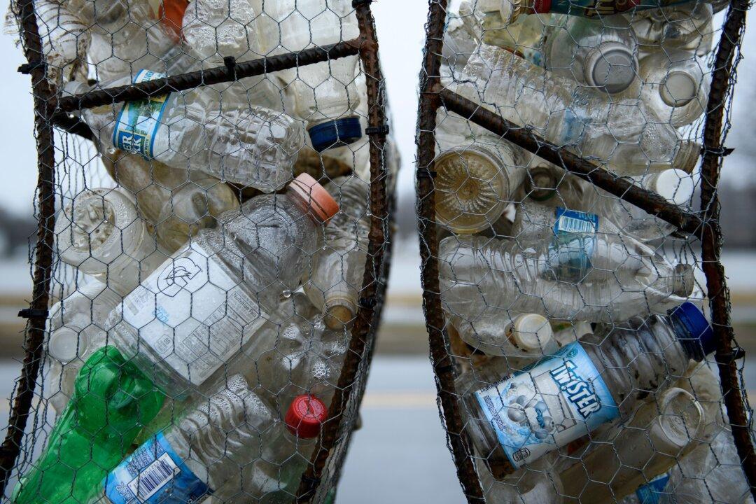 Only About 5 Percent of Plastic Waste Gets Recycled in US, New Report Says