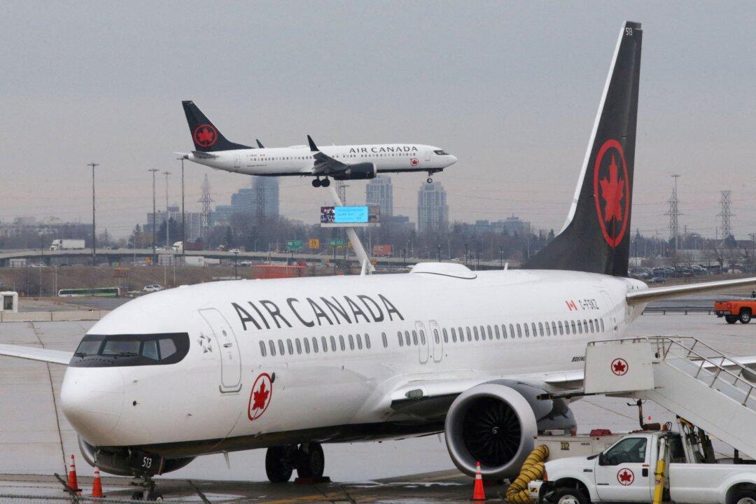 Air Canada Customer Says AirTag Shows Missing Bag 8,000 Km Away, Airline Won’t Retrieve It