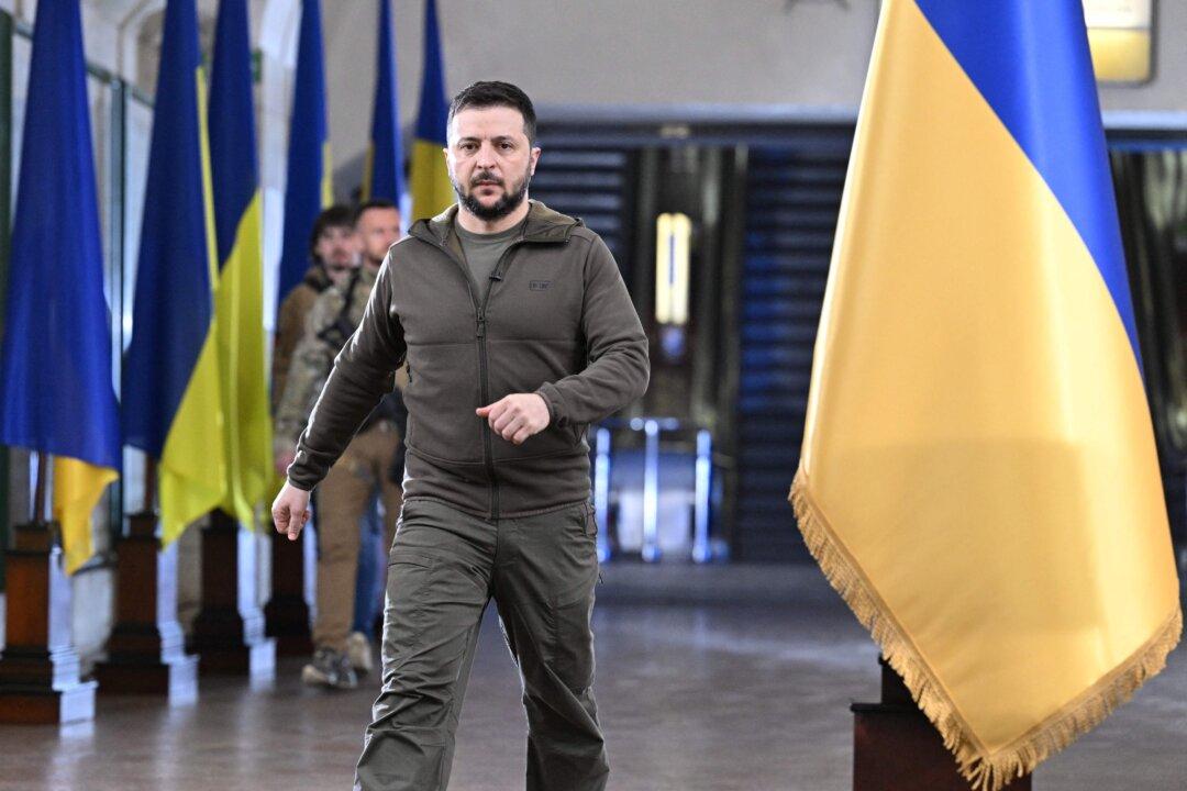 Chinese Regime Changes Tune on Ukraine War Under Pressure of Sanctions: Experts