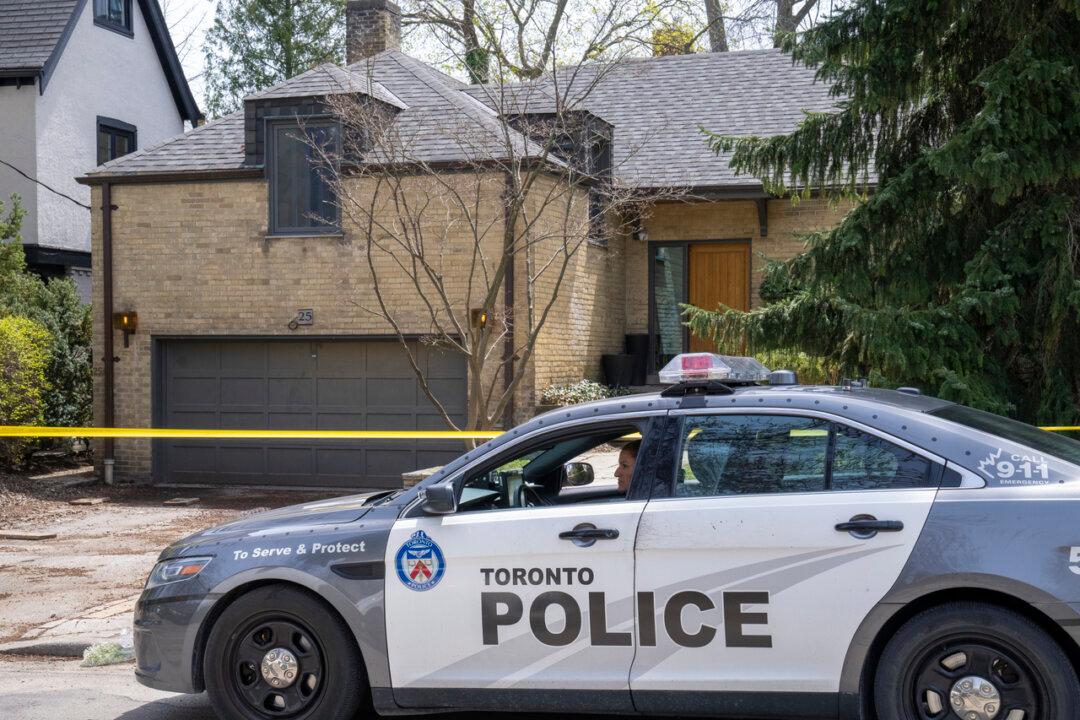 Toronto Police Prioritize Identifying Girl Whose Body Was Found in Dumpster