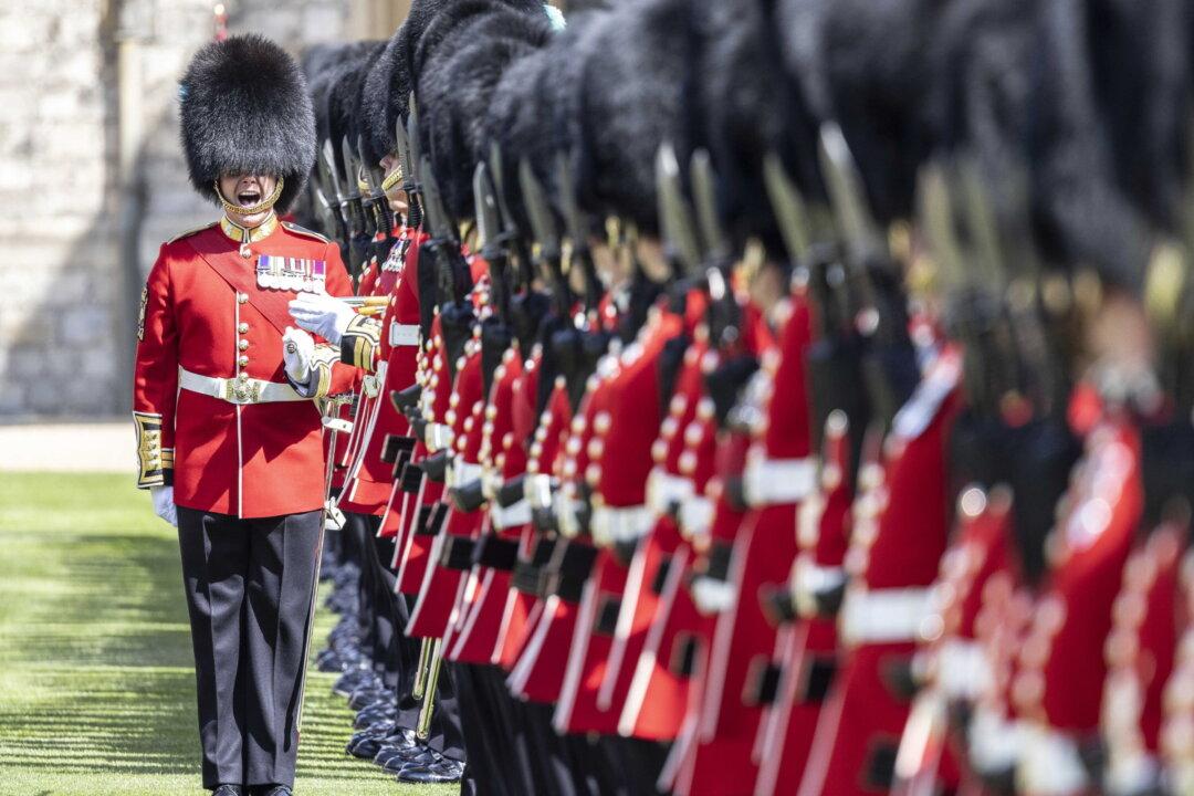 Six Irish Guards Arrested as Part of UK Drugs and Money Laundering Probe