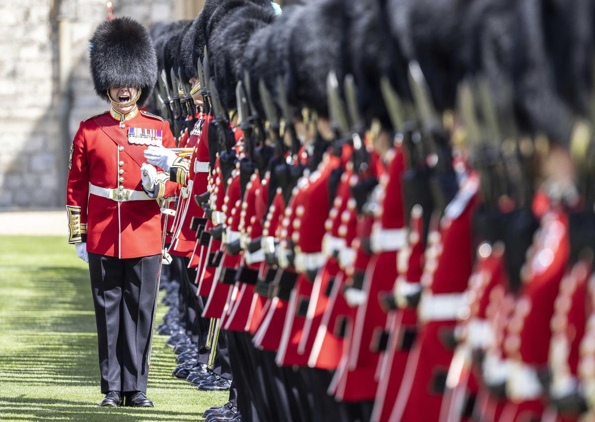 Six Irish Guards Arrested as Part of UK Drugs and Money Laundering Probe