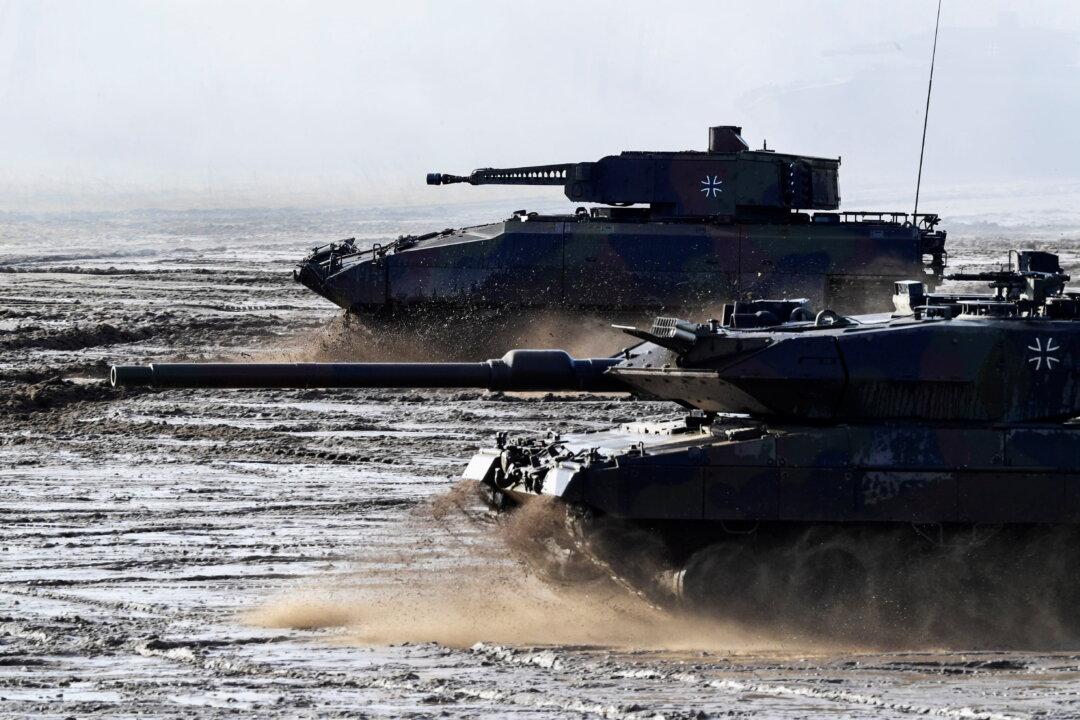 Western Allies Gearing Up to Send Tanks to Kyiv Following Russian Battlefield Gains
